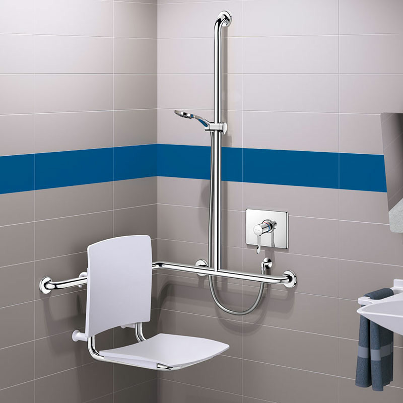 Comfort shower seat to hang on grab bars