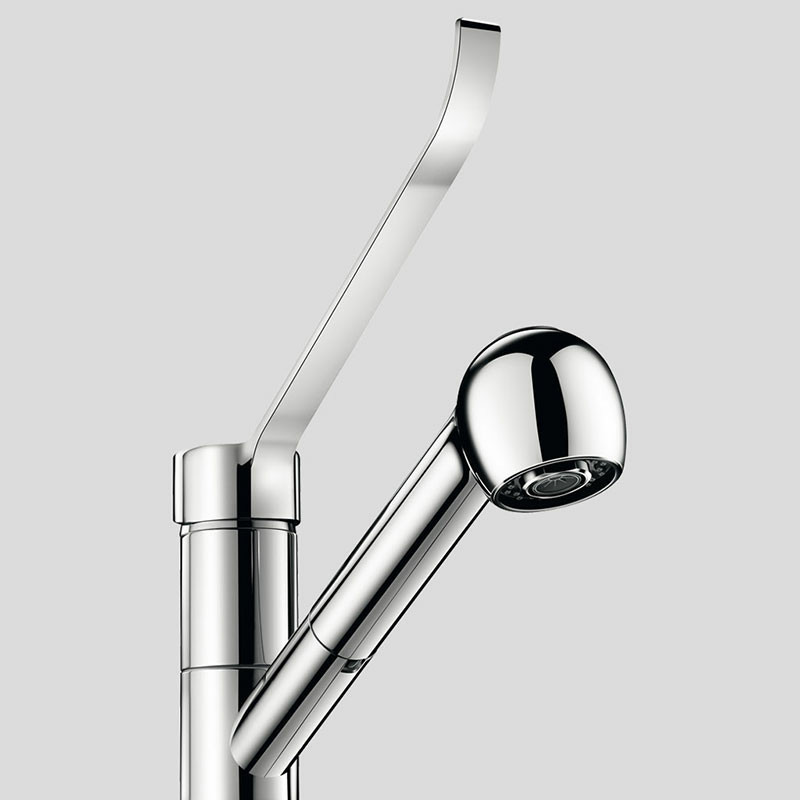 Pressure-balancing mixer with retracting hand spray